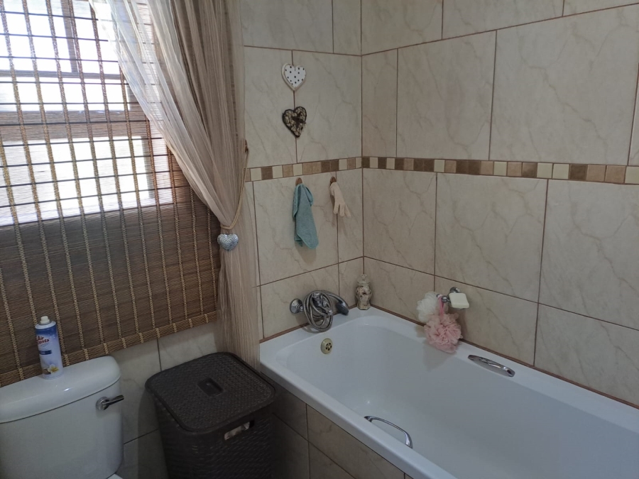 1 Bedroom Property for Sale in Jan Cillierspark Free State